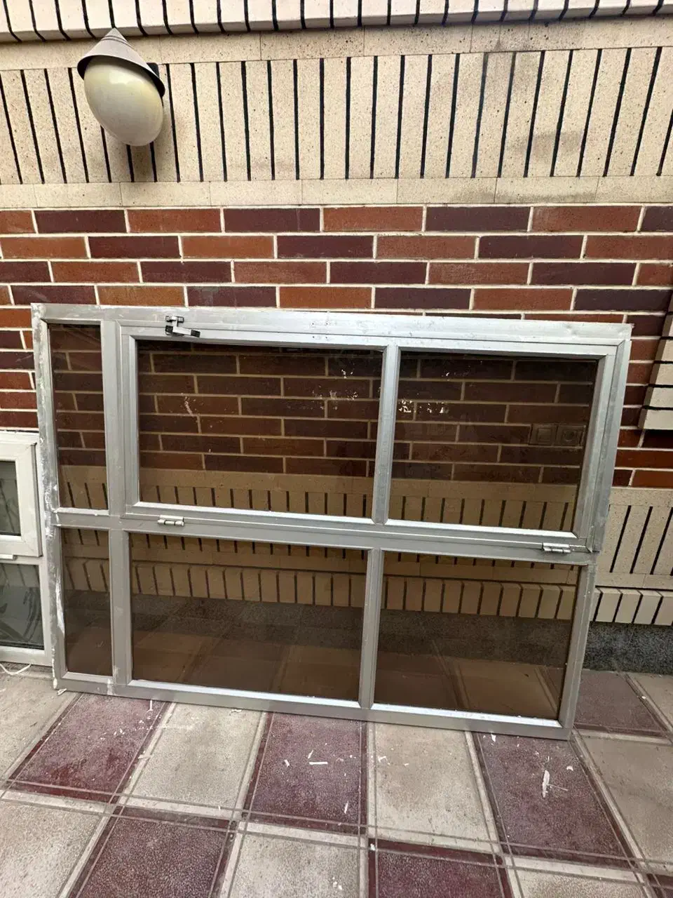 درب آلومینیومی|مصالح و تجهیزات ساختمان|هشتگرد, شهرک بعثت|دیوار