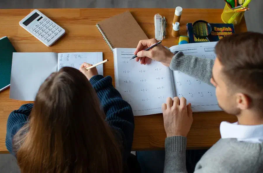 معلم خصوصی|خدمات آموزشی|اصفهان, آبشار|دیوار