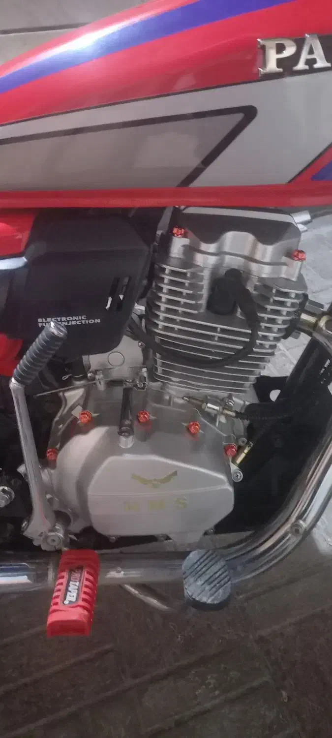 پرواز ۲۰۰مدل ۱۴۰۳|موتورسیکلت|بیرجند, |دیوار