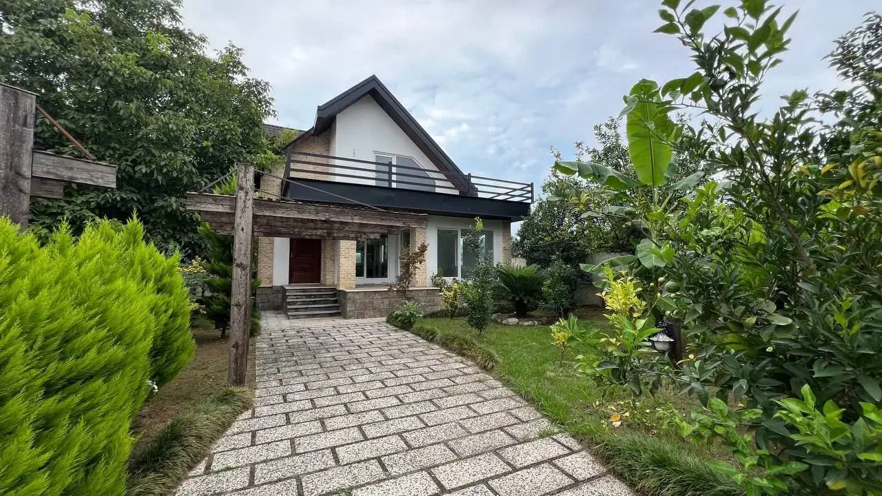 ویلا دوبلکس سنددار و مشجر رویان|فروش خانه و ویلا|رویان, |دیوار