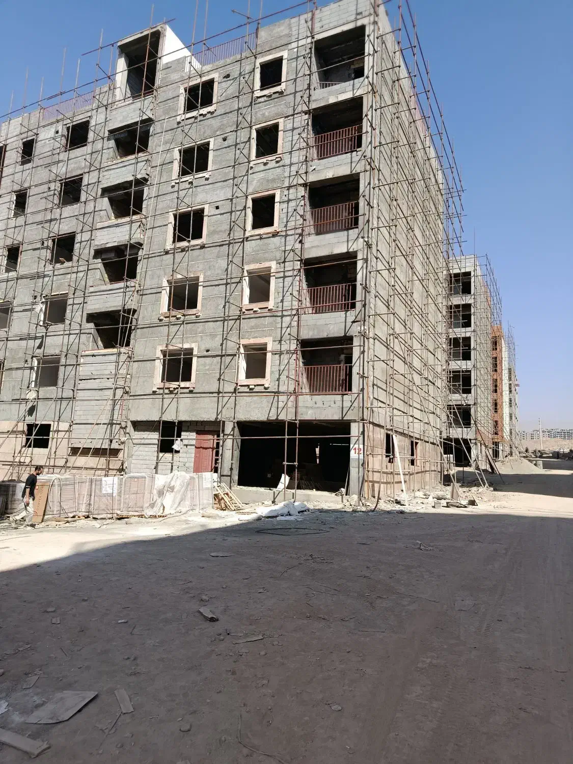 چندنفرجوشکار اطبا بابت کاری ساختمانی|استخدام معماری، عمران و ساختمانی|هشتگرد, فاز ۷ مهستان|دیوار