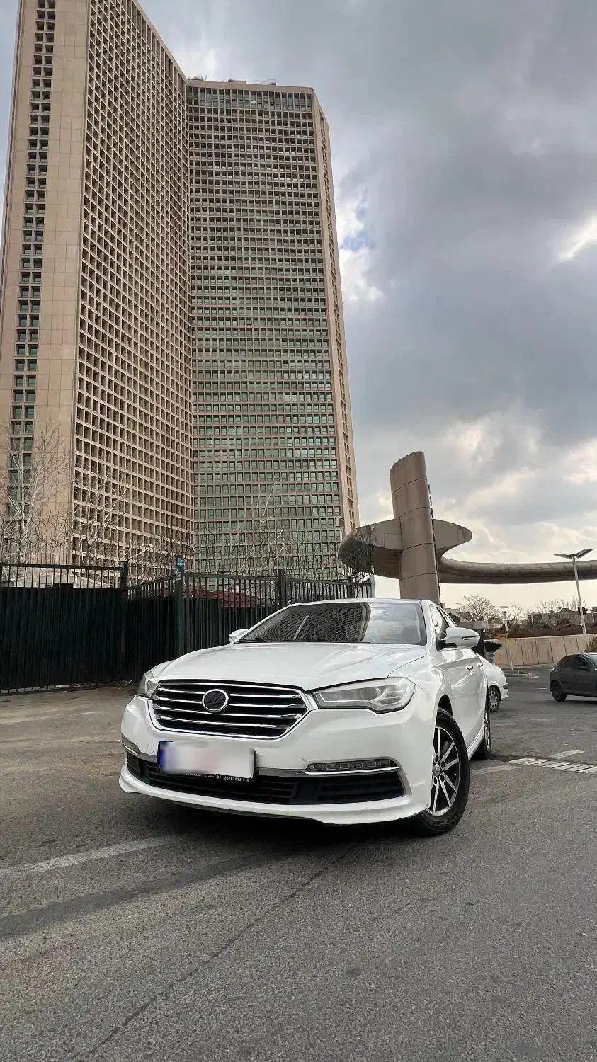 کم کارترین و تمیزترین لیفان۸۲۰|خودرو سواری و وانت|تهران, امیرآباد|دیوار