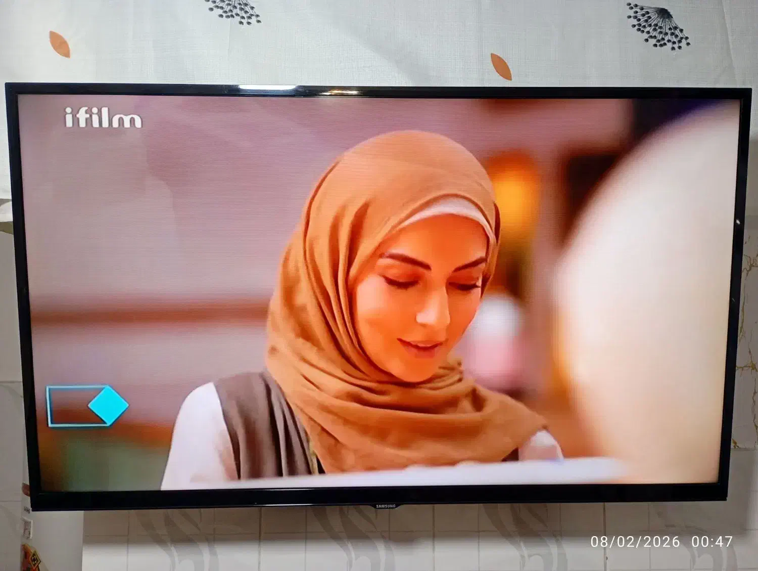 تلویزیون|تلویزیون و پروژکتور|میاندوآب, |دیوار