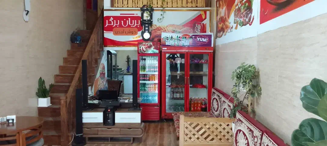 اجاره مغازه در حال حاضر فست فود میباشد سهیلیه|اجارهٔ مغازه و غرفه|هشتگرد, کوی یاران|دیوار