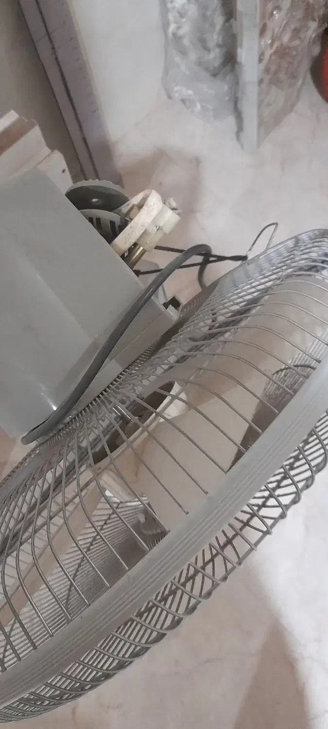 پنکه ایستاده|پنکه و تصفیه‌کنندهٔ هوا|زنجان, |دیوار