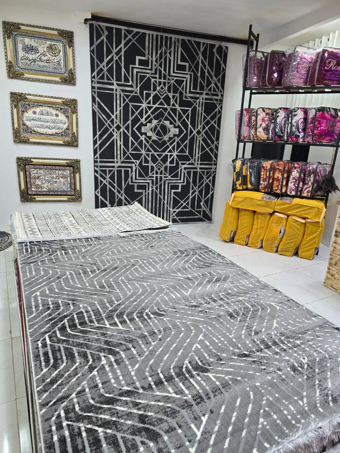 قالیچه ۴متری تبادکان مشهد کد ۱۰۵|گلیم، جاجیم، گبه|مشهد, کشف|دیوار