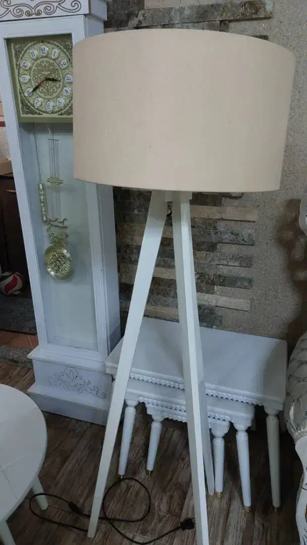 آباژور سه پایه|چراغ خواب و آباژور|رشت, رشتیان|دیوار