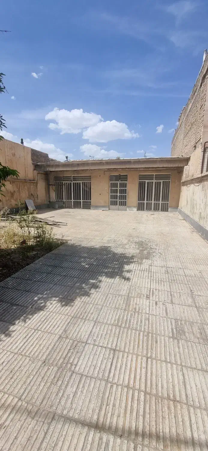 ملک کلنگی بر رو بلوار رحمت قبل از صفایی جنوبی|فروش زمین و ملک کلنگی|شیراز, قالیشویی|دیوار