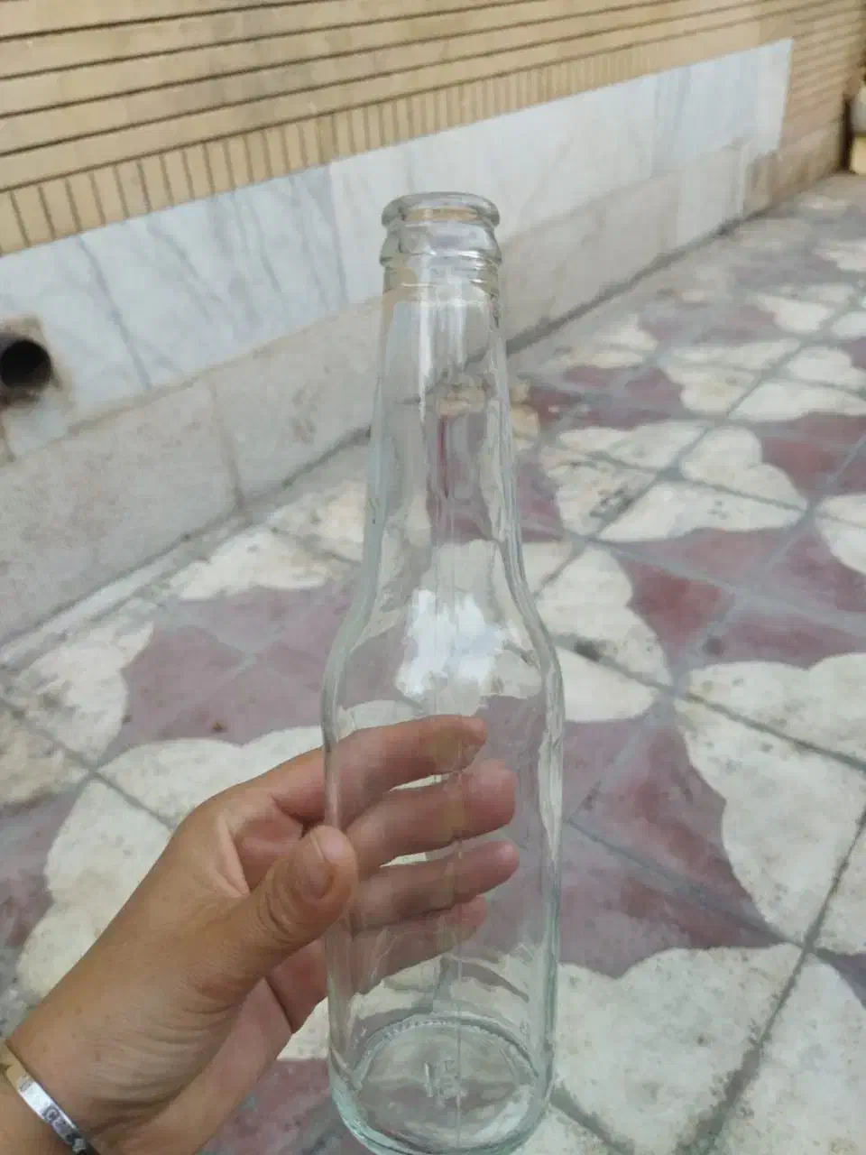 بطری شیشه‌ای|ظروف نگهدارنده، پلاستیکی، یک‌بارمصرف|شیراز, شهرک بزین|دیوار
