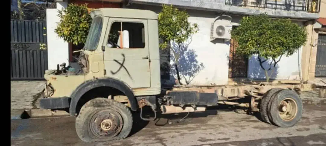 خودرو|خودرو سنگین|رویان, |دیوار