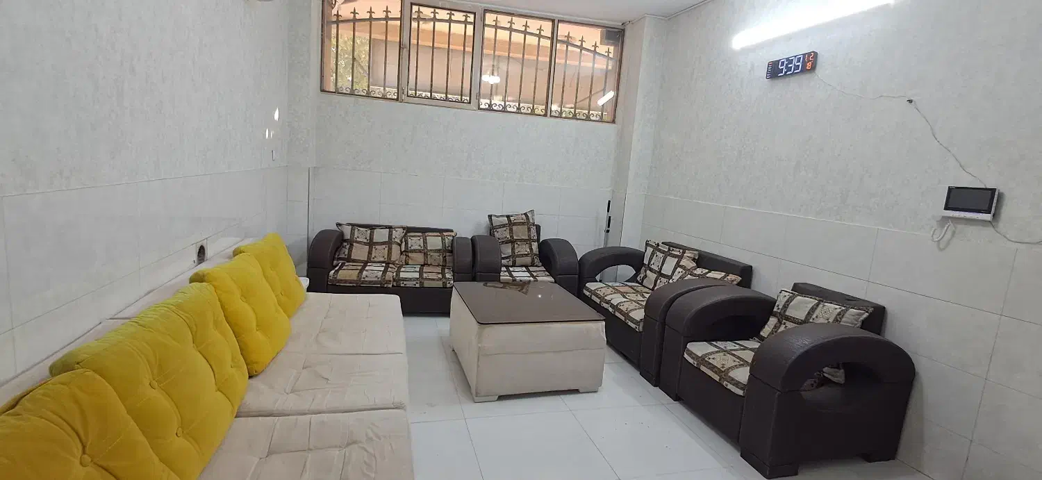 واگذاری روزهای مورد توافق در مطب (فضای اشتراکی)|اجارهٔ دفتر کار، اتاق اداری، مطب|خمینی‌شهر, |دیوار