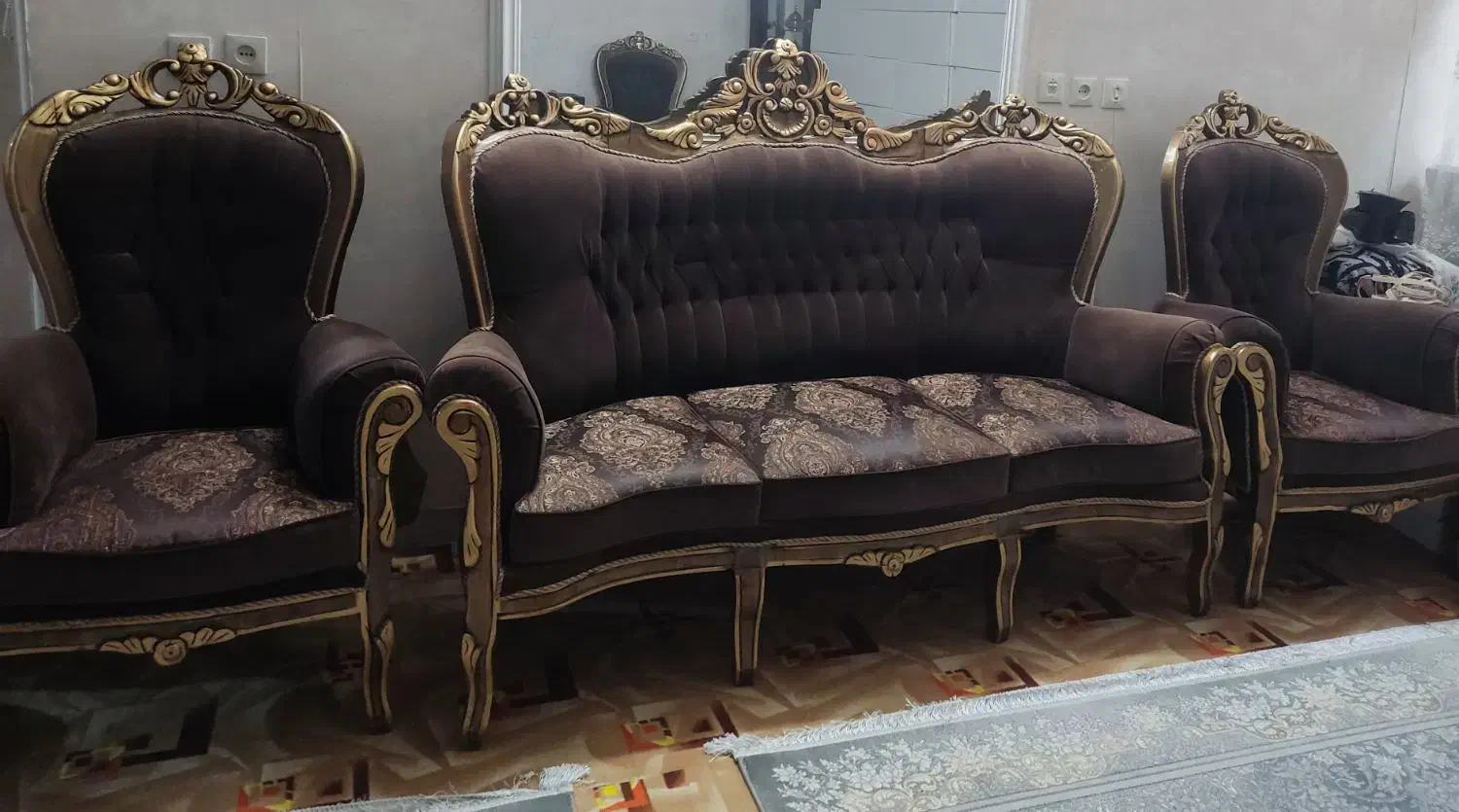 مبل سلطنتی ۹نفره با میز پذیرای|مبلمان خانگی و میز عسلی|اصفهان, عطار نیشابوری|دیوار