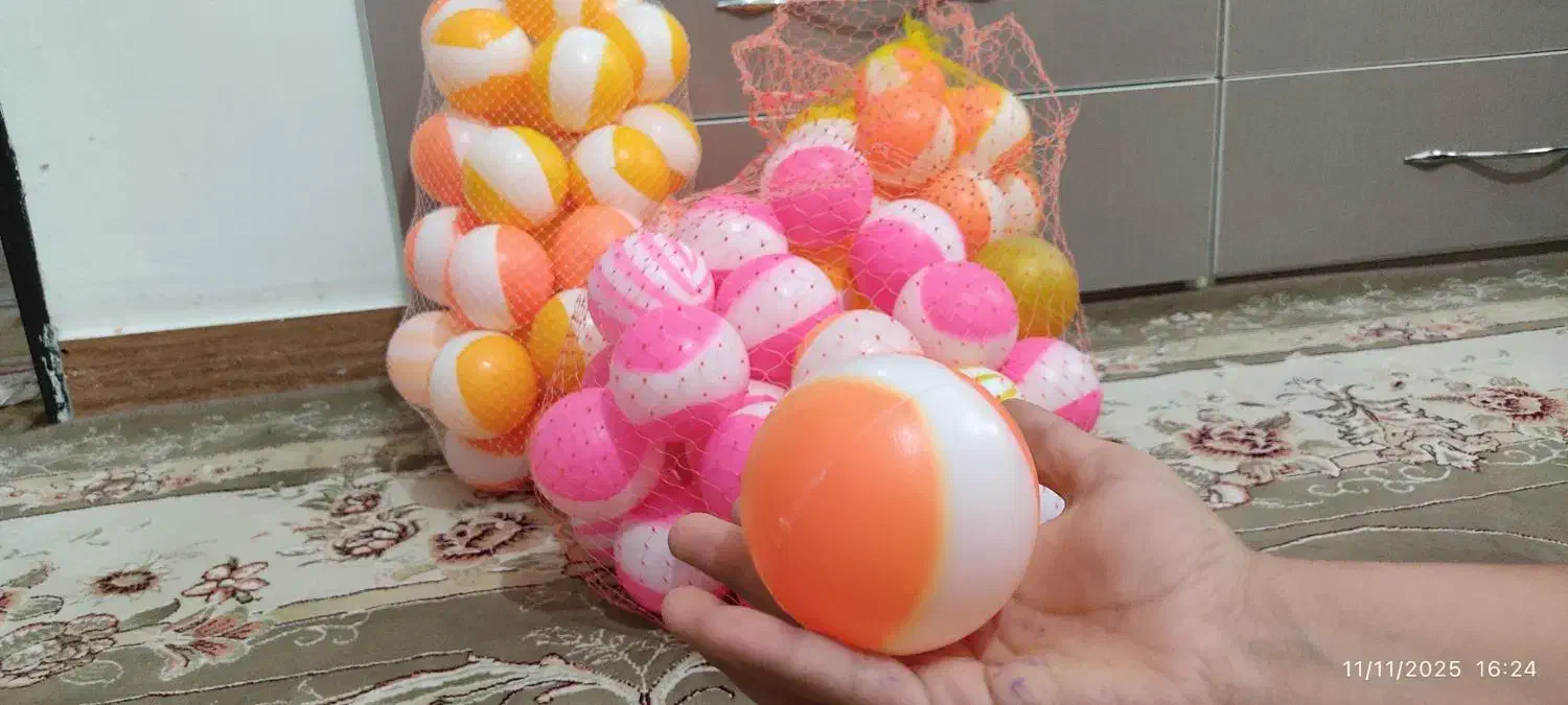 توپ بازی مناسب استخرتوپ|اسباببازی بچه|گیلان غرب, |دیوار