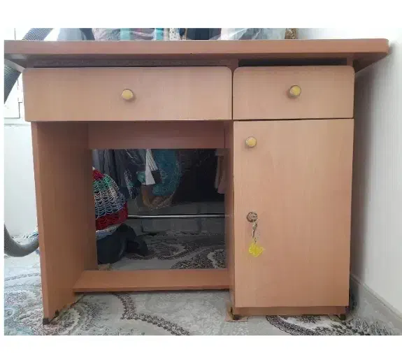 میز|میز تحریر و کامپیوتر|شازند, |دیوار