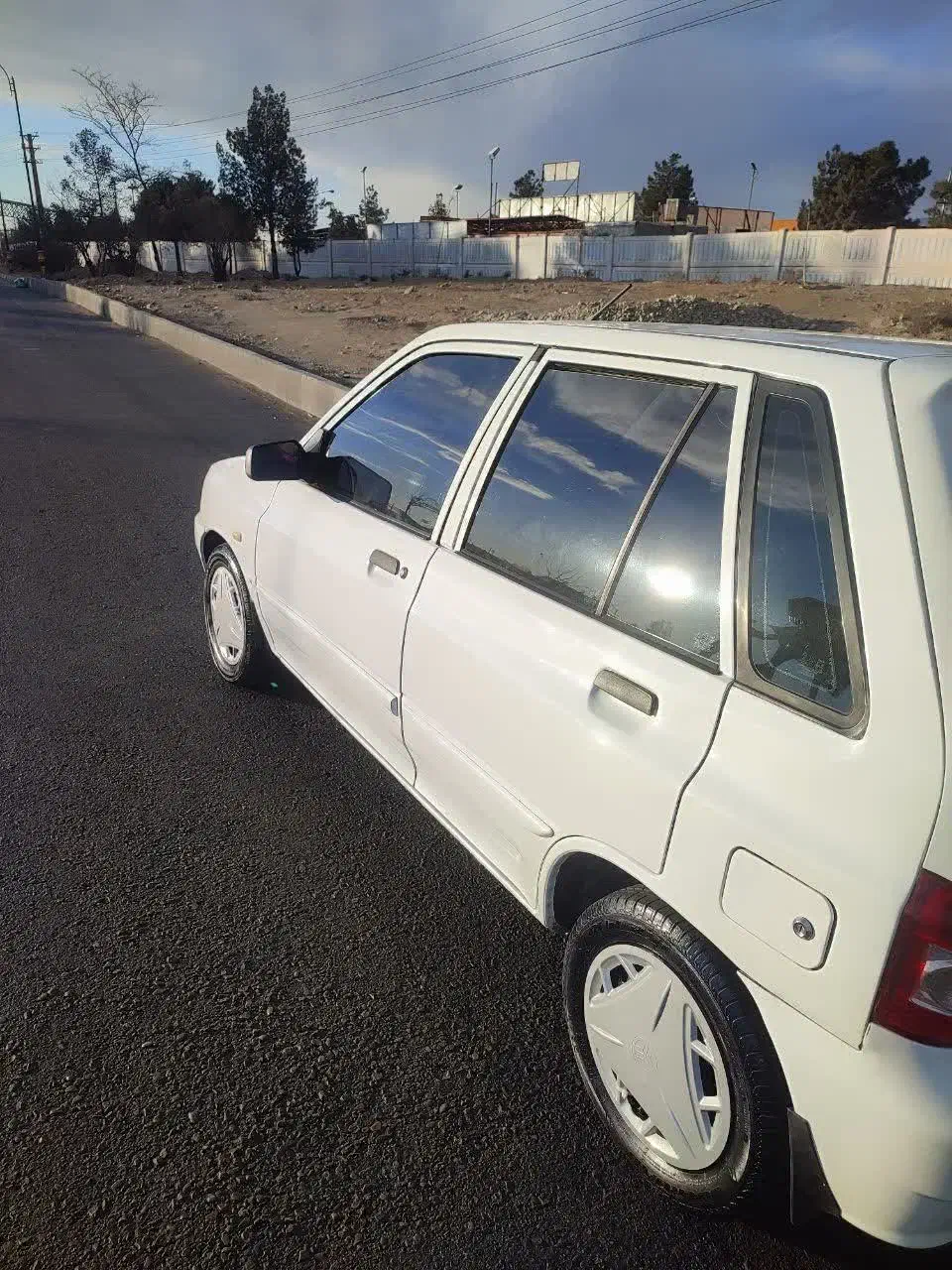 پراید۱۱۱|خودرو سواری و وانت|تهران, میدان میوه و ترهبار مرکزی|دیوار