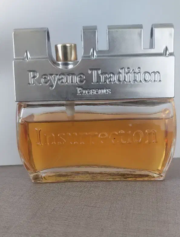 عطر ادکلن اینسرکشن رایان تردیشن|آرایشی، بهداشتی، درمانی|شاهینشهر, مخابرات (شهید بهشتی)|دیوار