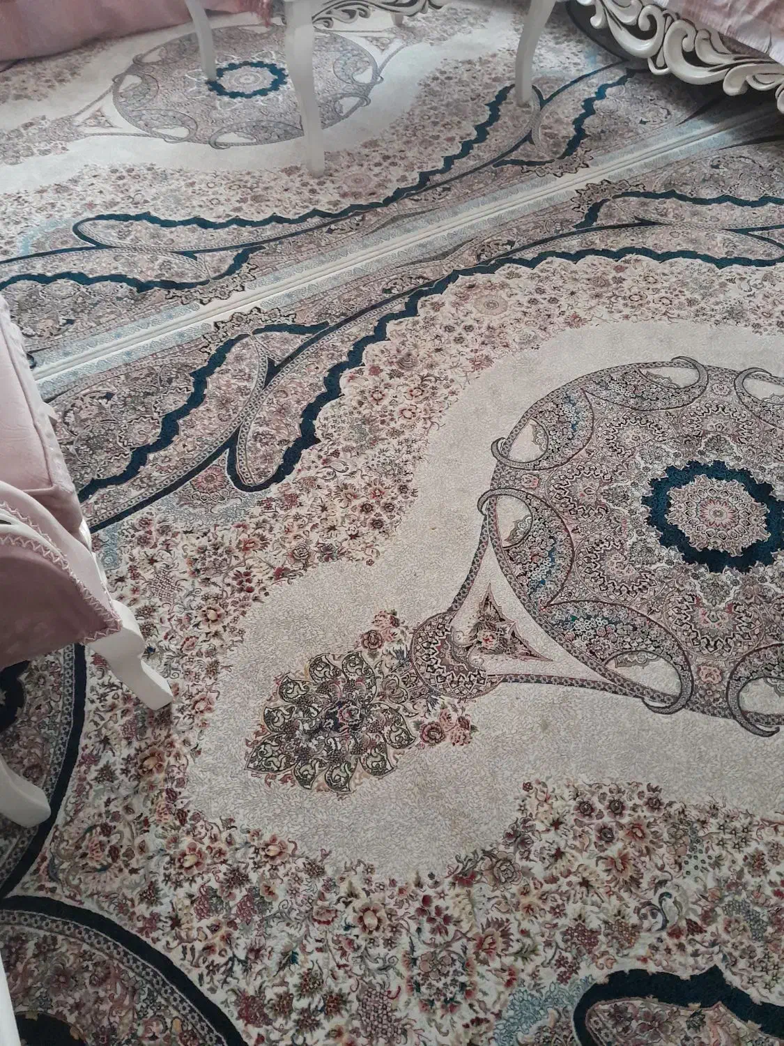 فرش ۶ متری در حد نو|فرش|پرند, فاز ۶|دیوار