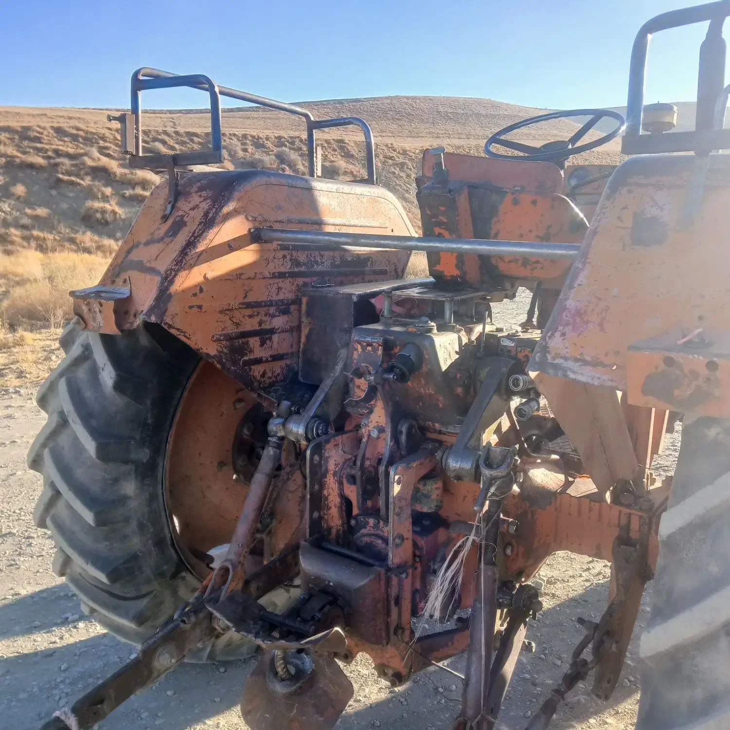 تراکنور اماده بکار|خودرو سنگین|دیواندره, |دیوار