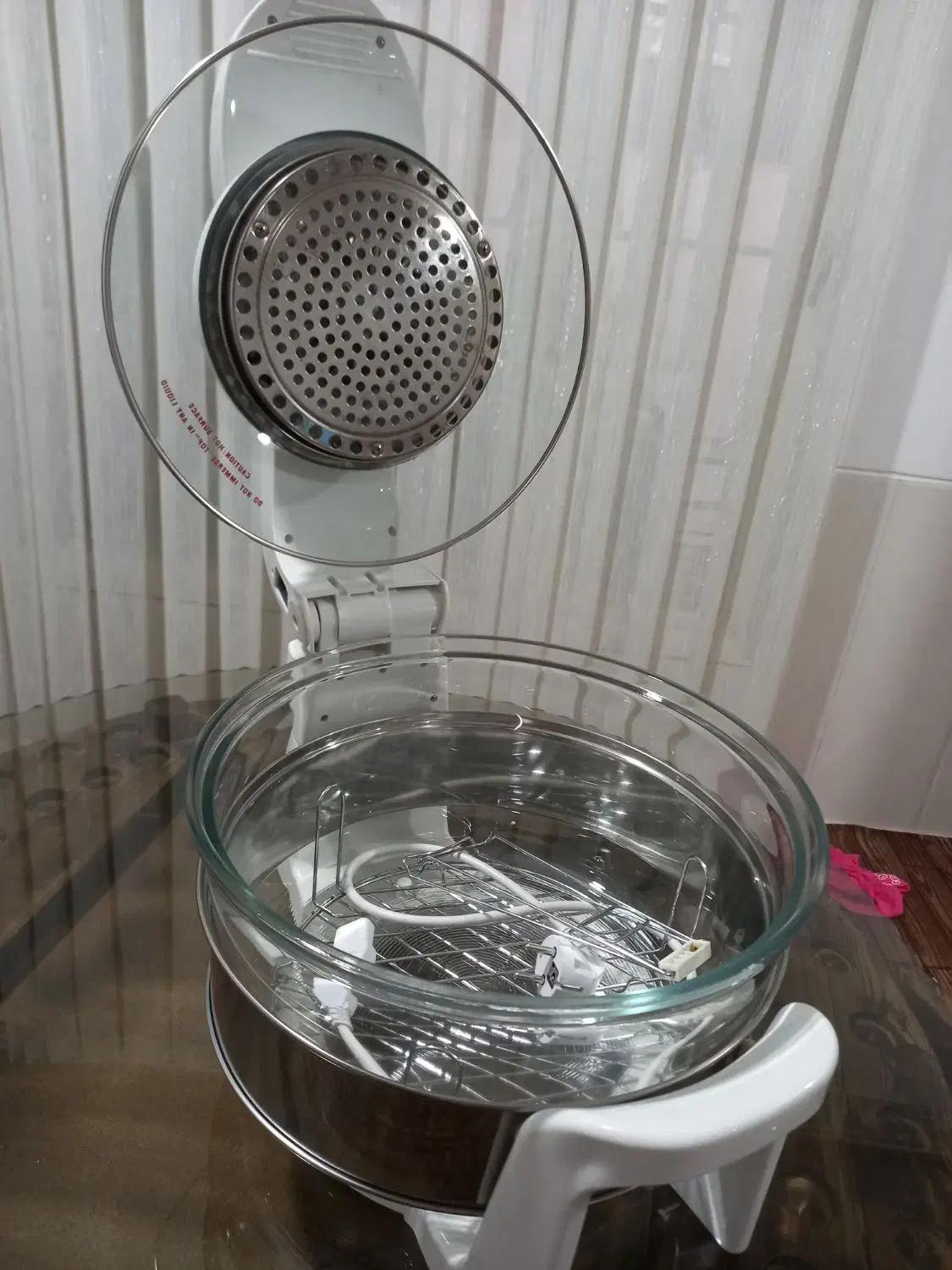 هوا پز در حد نو ۴ تومن|اجاق گاز و لوازم برقی پخت‌وپز|محمدشهر, سیدآباد|دیوار