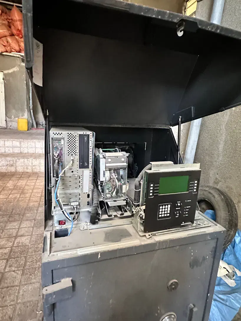 عابر بانک ATM|فروشگاه و مغازه|مشهد, آیت الله خامنه‌ای|دیوار