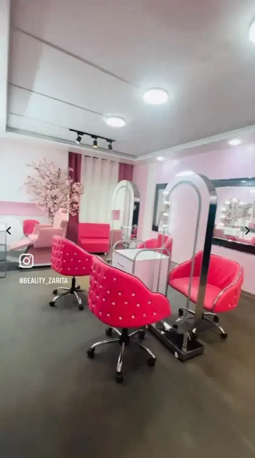 اجاره صندلی فرصتی ویژه برای آرایشگران حرفه‌ای|استخدام درمانی، زیبایی، بهداشتی|اصفهان, جلفا|دیوار