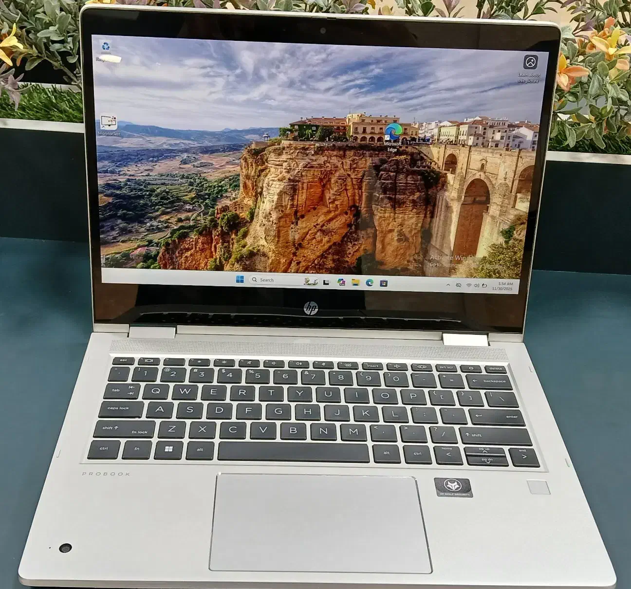 لپ تاپ ..|رایانه همراه|تهران, فلسطین (میدان انقلاب)|دیوار