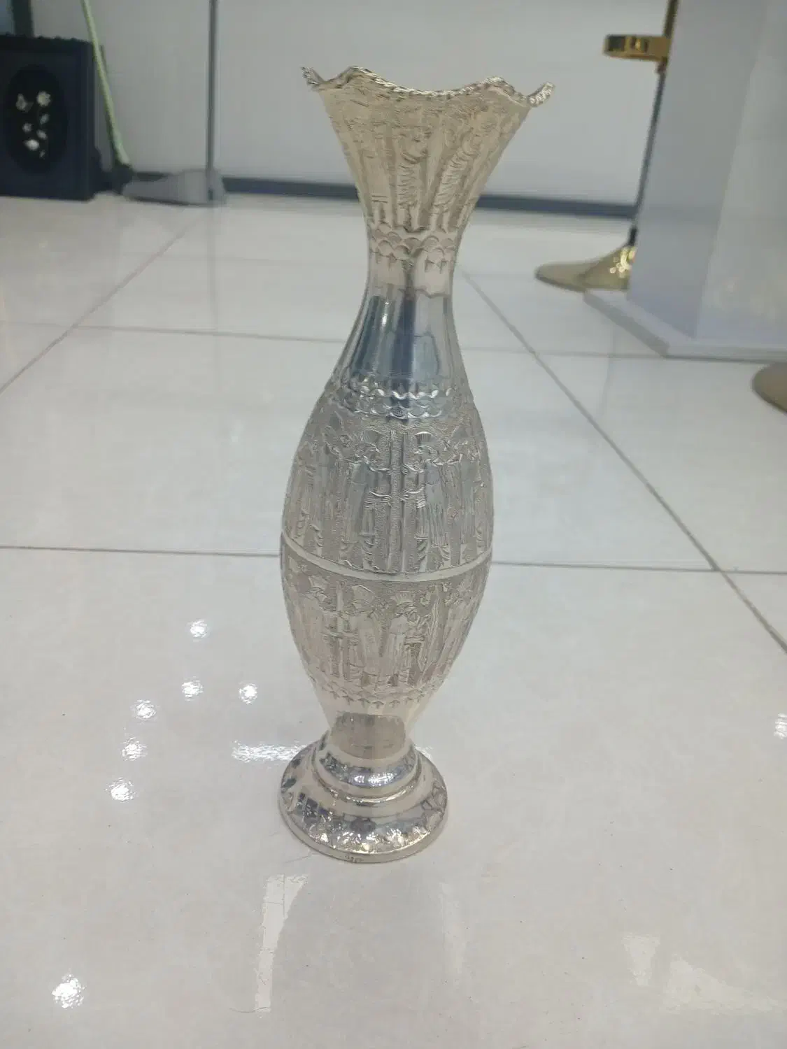 گلدان نقره عیار ۸۴|کلکسیون اشیاء عتیقه|مهریز, |دیوار