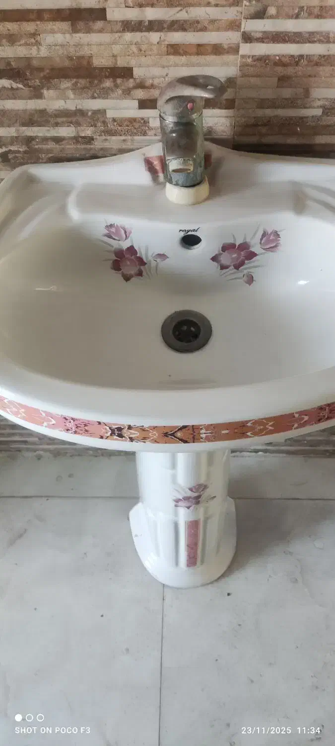 فروش روشویی و|لوازم سرویس بهداشتی|شیراز, آزادگان|دیوار