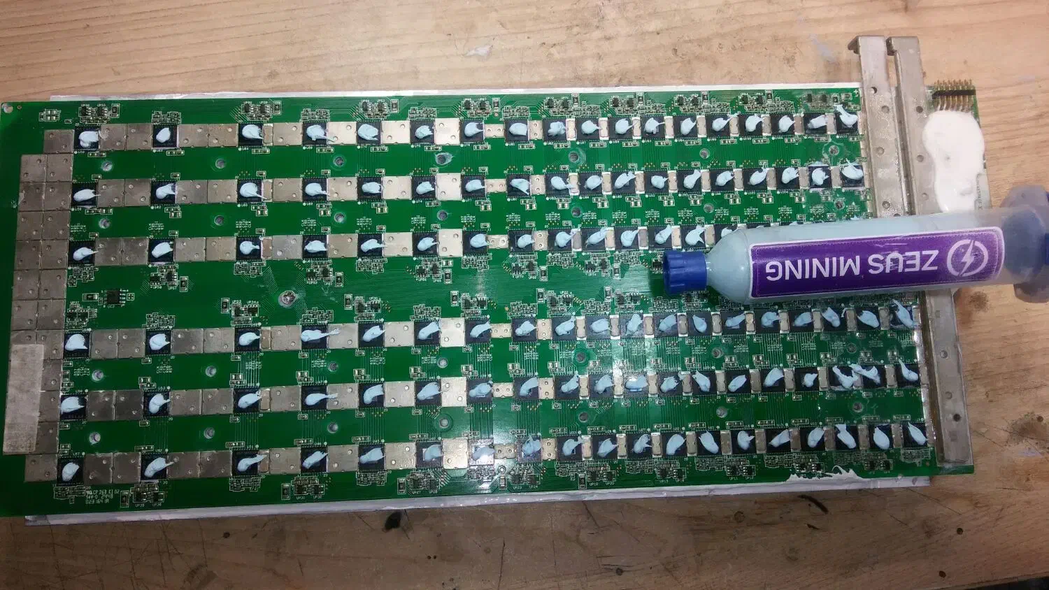 تنها کلینیک تعمیرات ماینر هشبردM30M50تحویل یکروزه|خدمات رایانه‌ای و موبایل|همدان, |دیوار