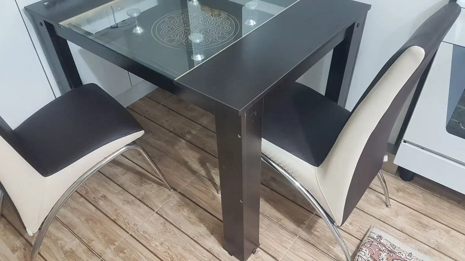 میز غذاخوری ۴ نفره|میز و صندلی غذاخوری|تبریز, |دیوار