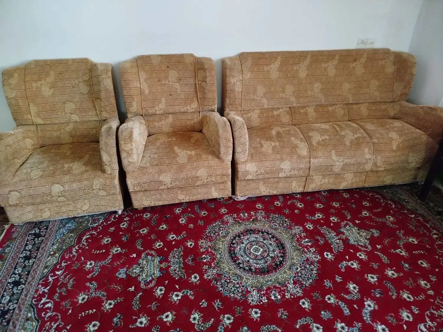 مبل 7نفره سالم|مبلمان خانگی و میز عسلی|قائم‌شهر, |دیوار