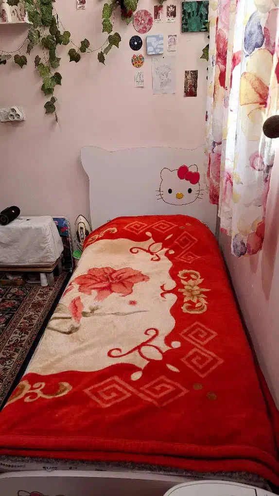 تخت و کمد کودک و نوجوان|تخت و صندلی بچه|شهریار, شهریار|دیوار