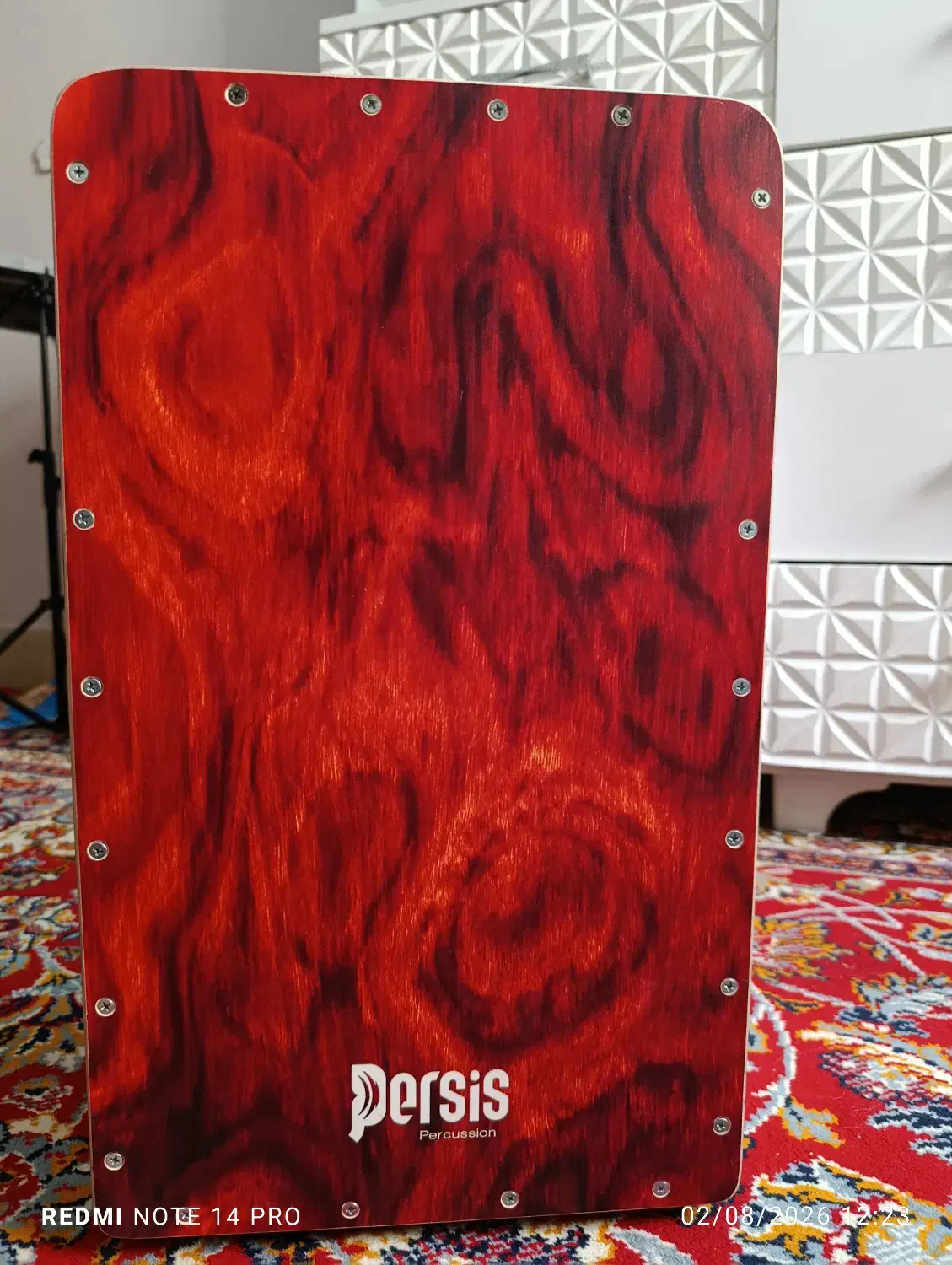 کاخن پرسیس|درام و پرکاشن|اصفهان, دنارت|دیوار