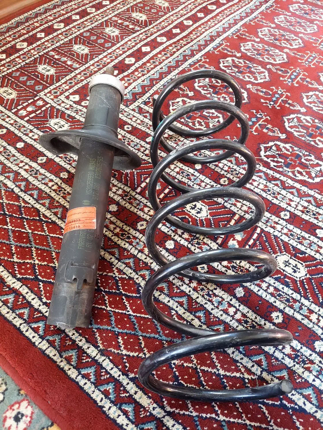 کمک فنر و فنر سیم کشی سیستم قفل پدال تخته طاقچه|قطعات یدکی و لوازم جانبی|شهریار, شهریار|دیوار