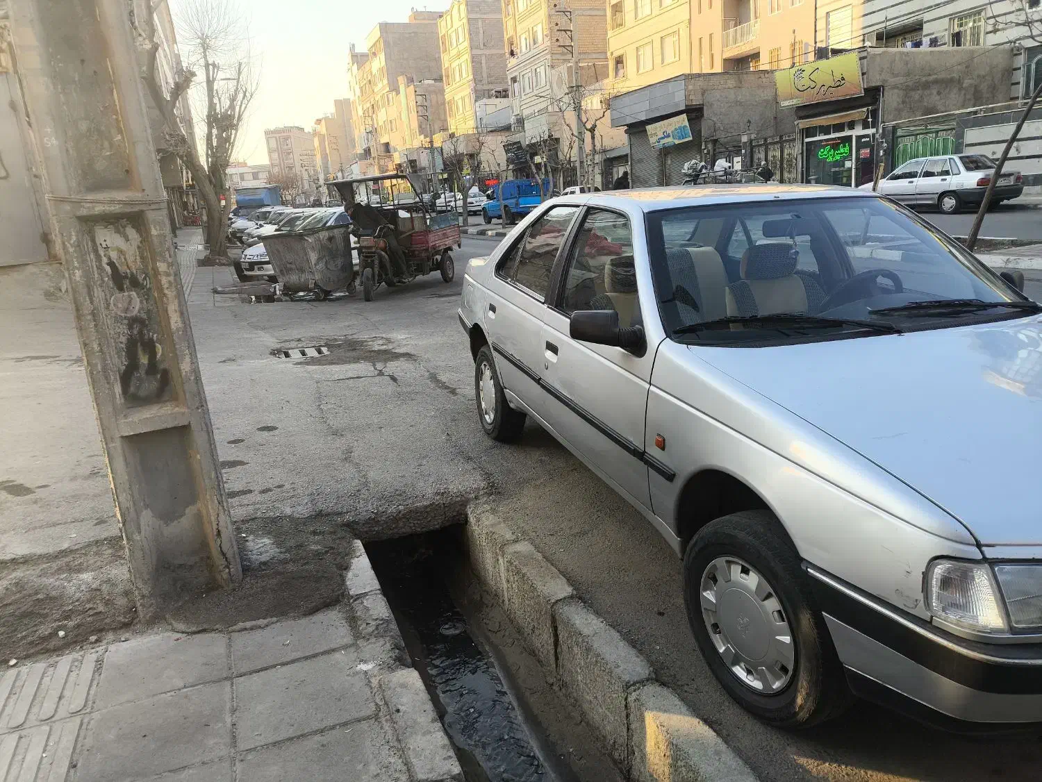 پژو405مدل86رنگ‌نقری|خودرو سواری و وانت|قدس, شهر‌قدس|دیوار