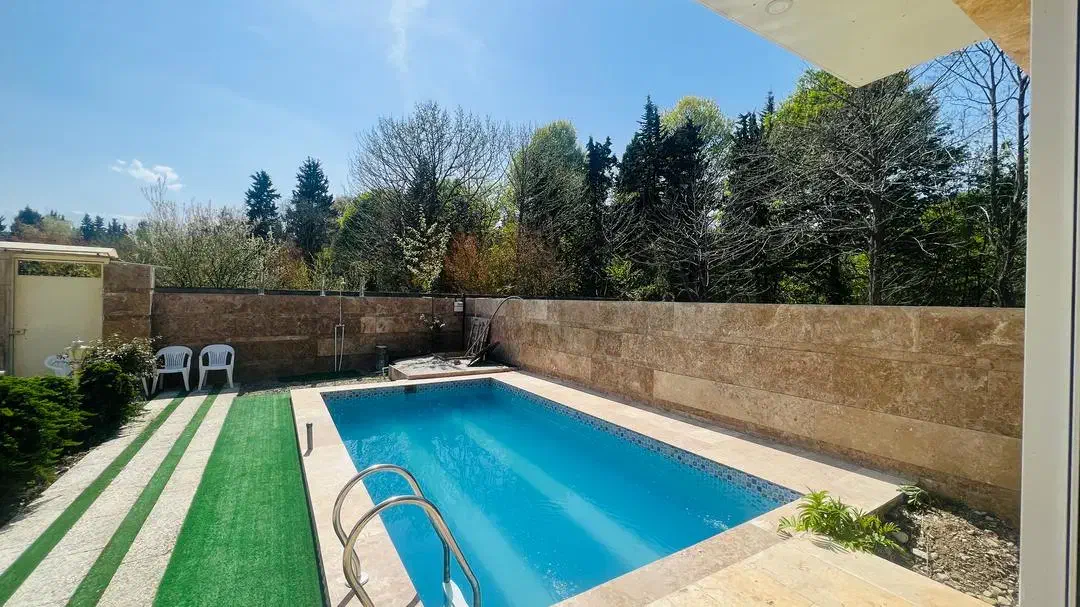 اجاره روزانه ویلا استخر جنگلی روباز چهارفصل|اجارهٔ کوتاه‌مدت ویلا و باغ|چمستان, |دیوار