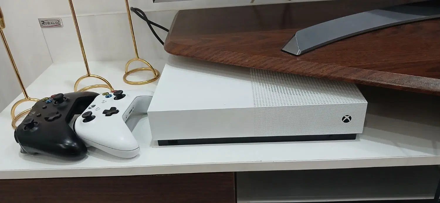 Xbox one s 1t|کنسول، بازی ویدئویی و آنلاین|تهران, جیحون|دیوار