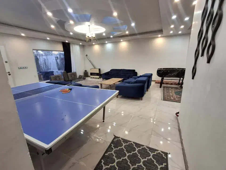 اجاره ویلا کردان، چهارباغ، خوشنام استخر سرپوشیده|اجارهٔ کوتاهمدت ویلا و باغ|کرج, فاز ۴ مهرشهر|دیوار