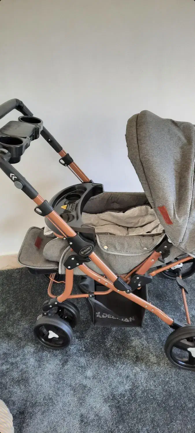 کالسکه بچه نو ،استفاده نشده|کالسکه و لوازم جانبی|شاندرمن, |دیوار