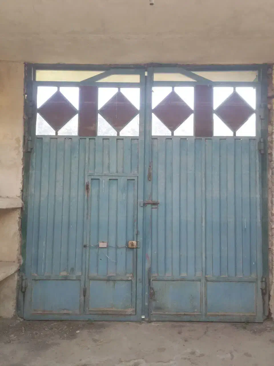 در آهنی|مصالح و تجهیزات ساختمان|کوهدشت, |دیوار