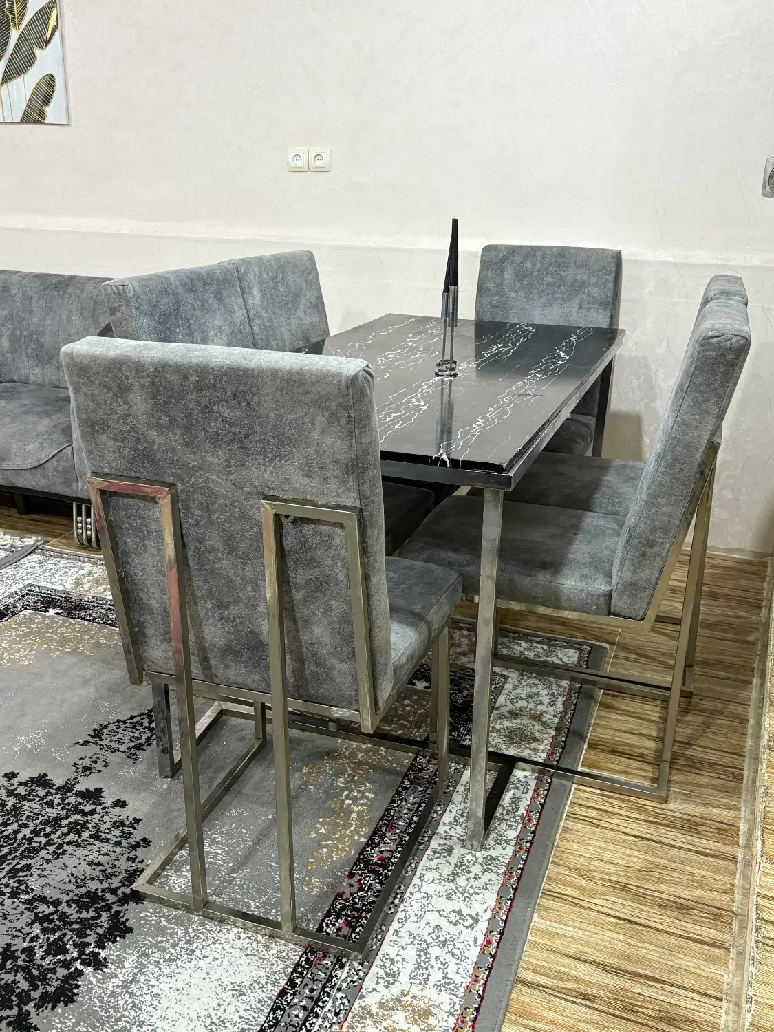 مبل ۸نفره و میزناهارخوری۶نفره|مبلمان خانگی و میز عسلی|بندر گناوه, |دیوار