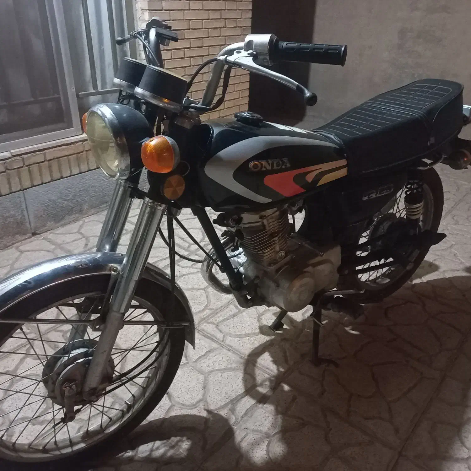 موتور هندا ۱۲۵ تکساز|موتورسیکلت|زرند, |دیوار