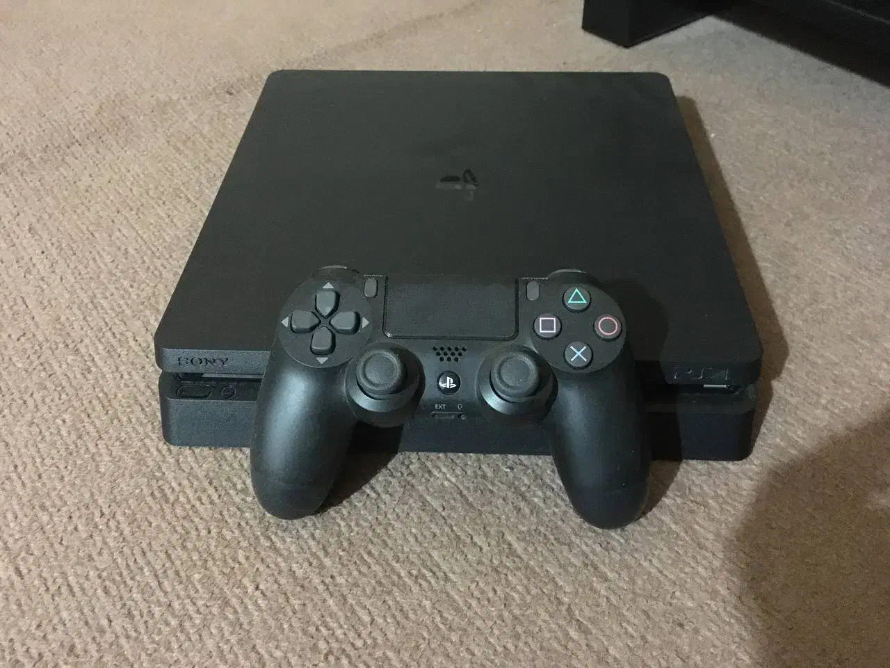 ps4 slim|کنسول، بازی ویدئویی و آنلاین|بوشهر, |دیوار