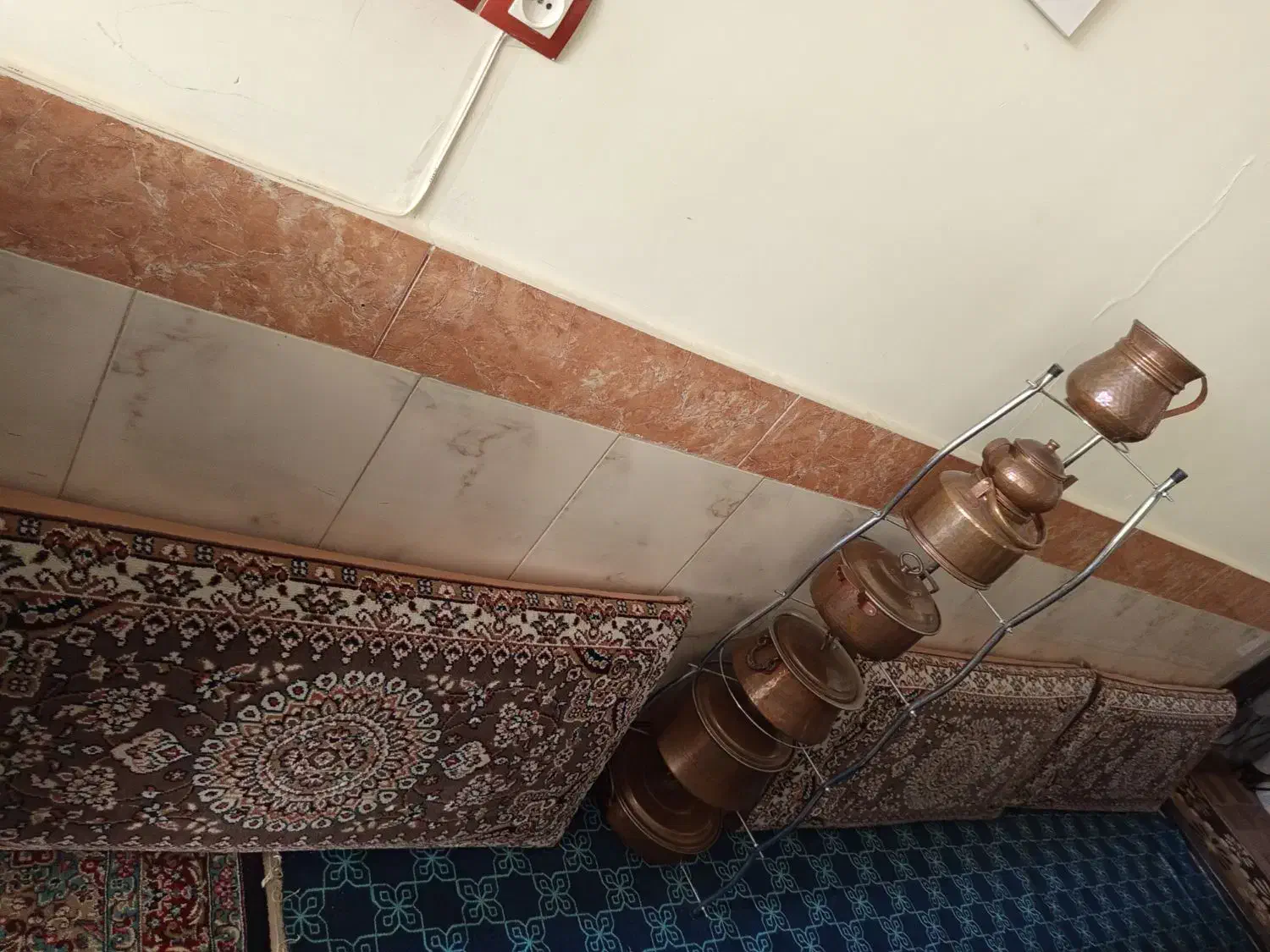 پشتی|پشتی|بیرجند, |دیوار