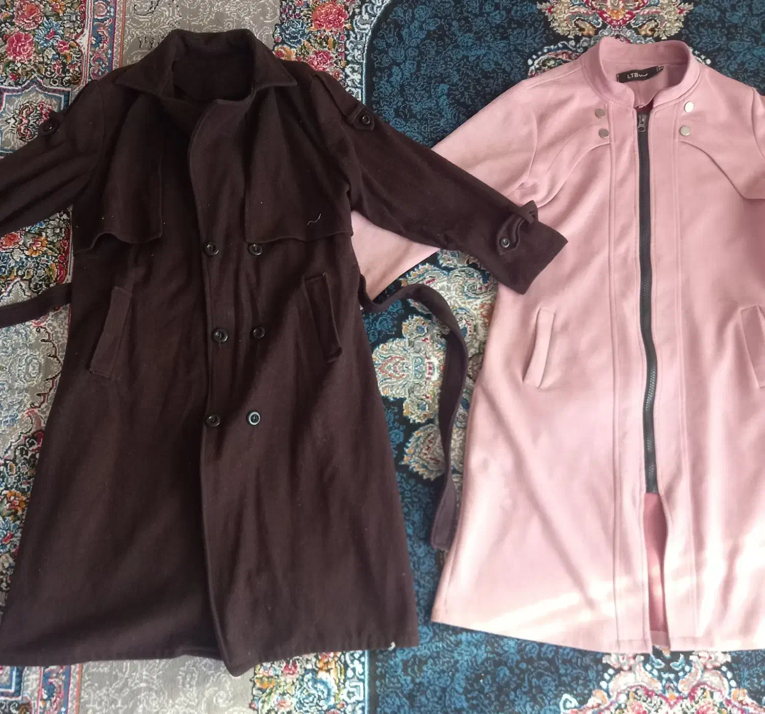 پالتو|لباس|شاهین‌شهر, شهرک گلدیس|دیوار