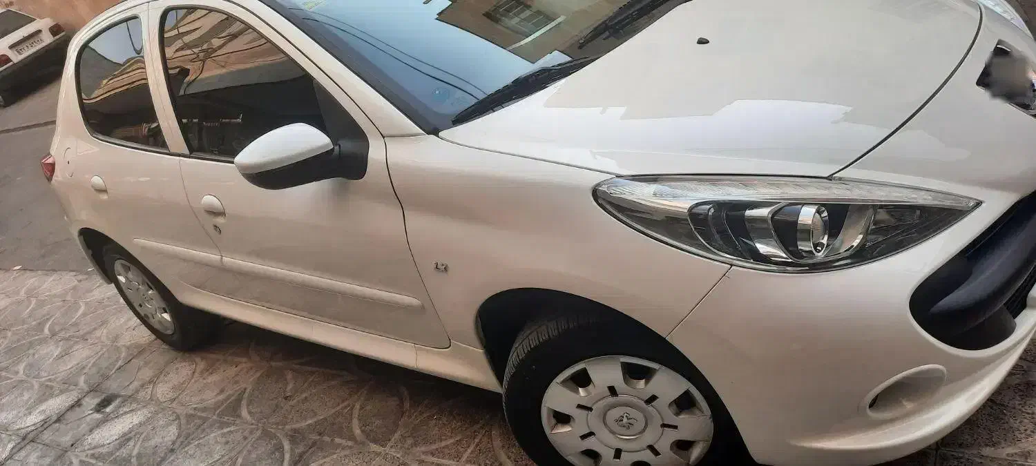 پژو۲۰۷ سقف فلز|خودرو سواری و وانت|تهران, شهرک دانشگاه شریف|دیوار