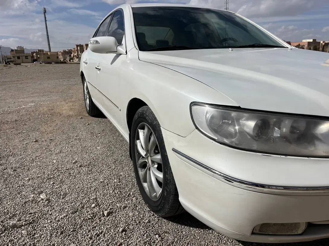 ازرا سفید تمیز خونگی|خودرو سواری و وانت|اصفهان, بهارستان|دیوار