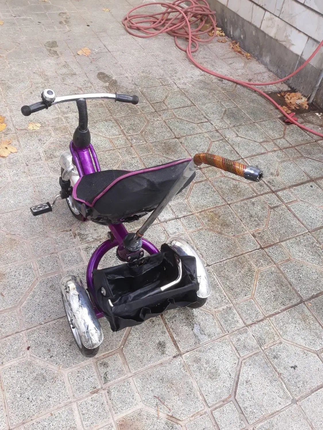 سه چرخه|اسباب‌بازی بچه|زنجان, |دیوار