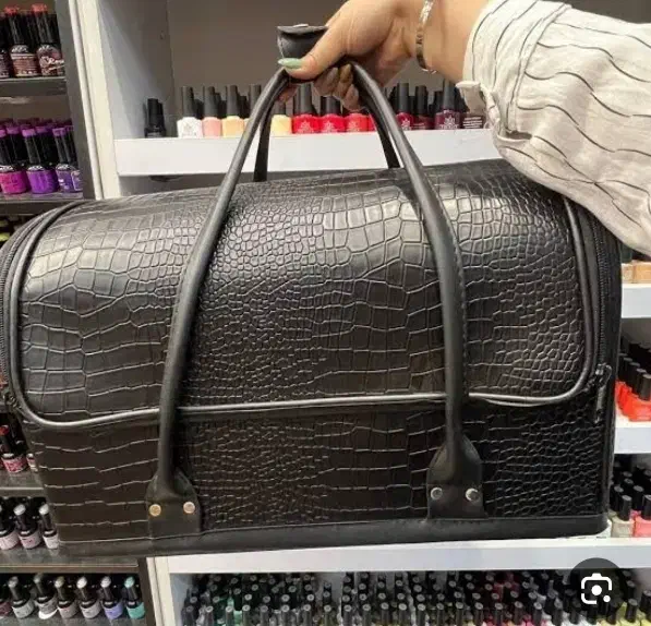 کیف ناخن میخام|فعالیت داوطلبانه تحقیقاتی|نیشابور, باغ نو|دیوار