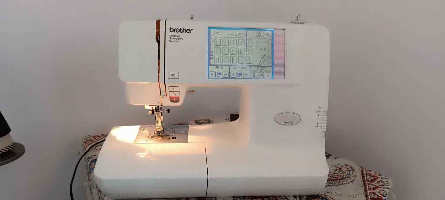 چرخ خیاطی ومیز خیاطی|چرخ خیاطی و ریسندگی|سنندج, |دیوار